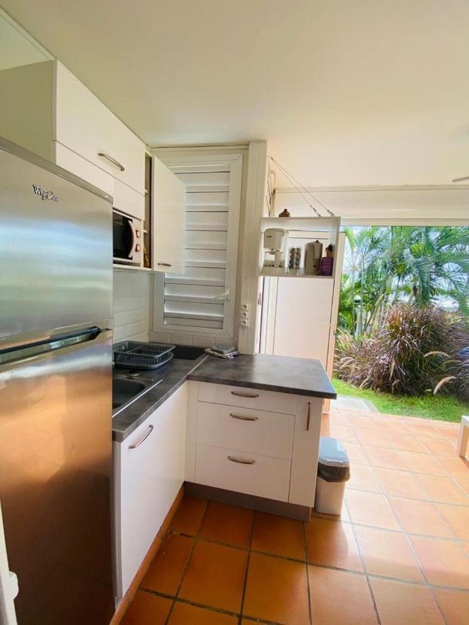 Appartement Rez-De-Chaussee De Villa A 1 Minute De La Plage Saint-Francois  Buitenkant foto