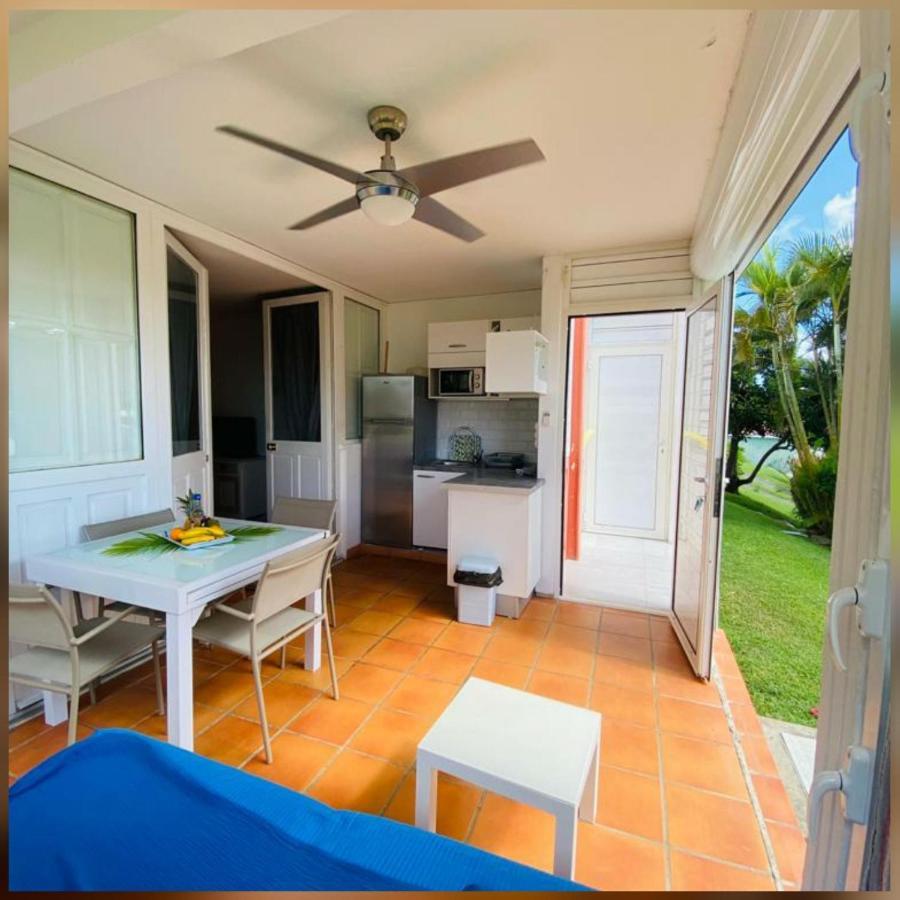 Appartement Rez-De-Chaussee De Villa A 1 Minute De La Plage Saint-Francois  Buitenkant foto